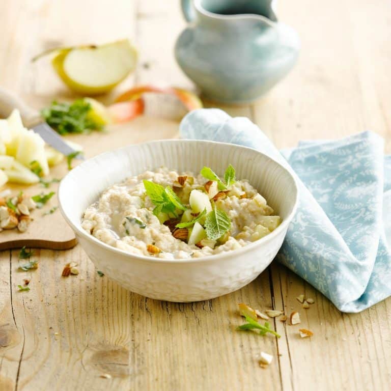 Almond Crunch Oatmeal